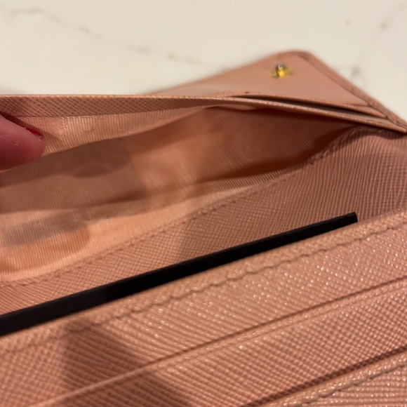 Prada light pink bow wallet!  Nice condition. Double button. Authentication Inc - Picture 10 of 16